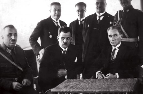 Mustafa Kemal Atatürk, Cevat Abbas Gürer, Kazım Özalp, Kılıç Alı, Rusuhi Ersavaş